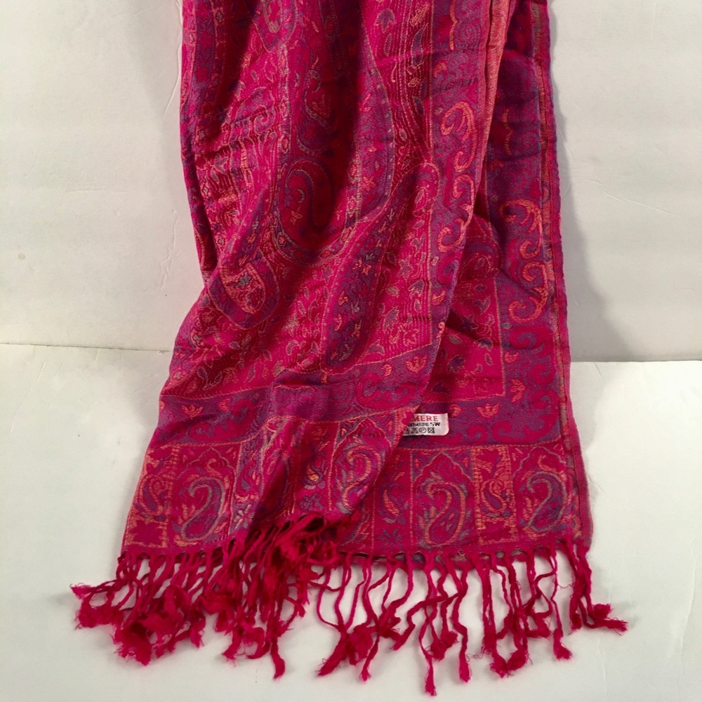 NWOT-SW-CASHMERE SCARF